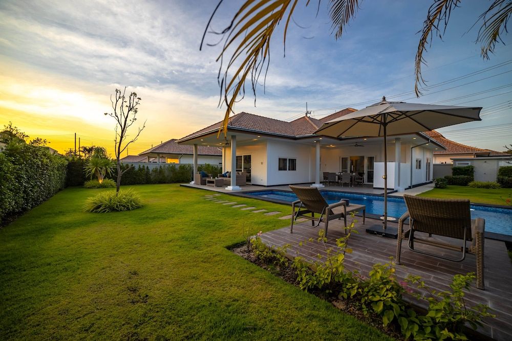 undefined Modern 3 Bedroom Pool Villa MS24 5