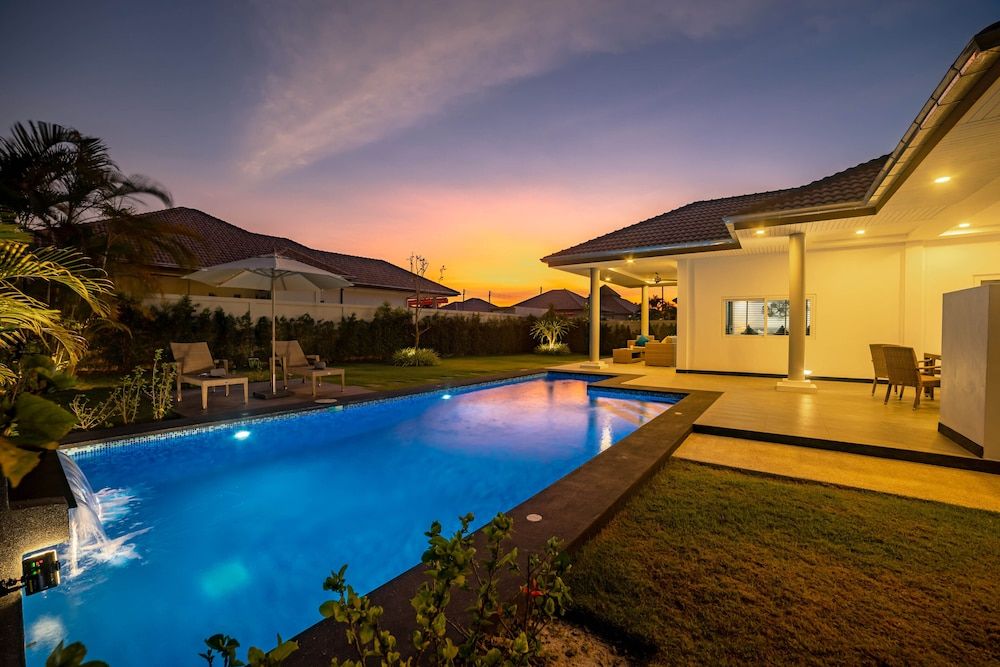 undefined Modern 3 Bedroom Pool Villa MS24 10