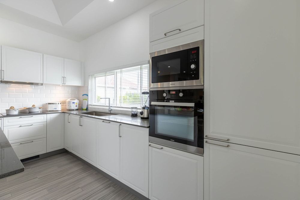 Modern 3 Bedroom Pool Villa MS24 Family Villa 18