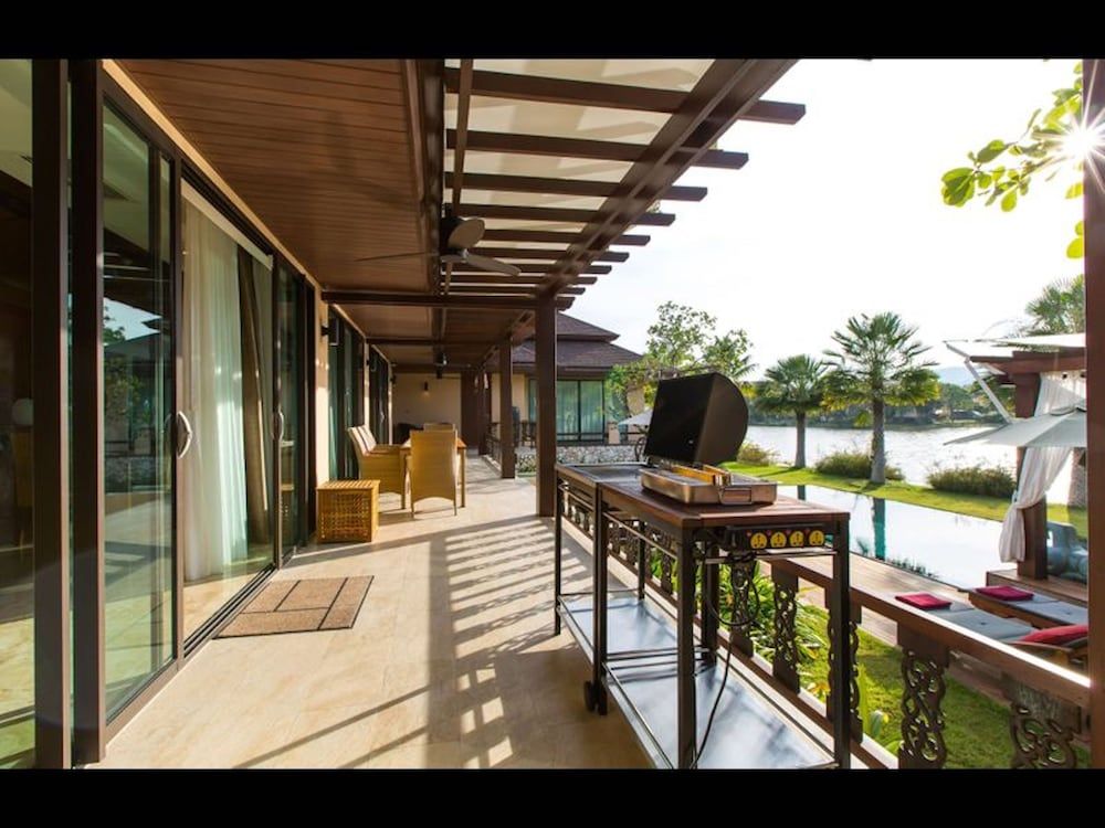 Dasiri Lakefront Villa Premium Villa, 3 Bedrooms, Accessible, Private Pool 7