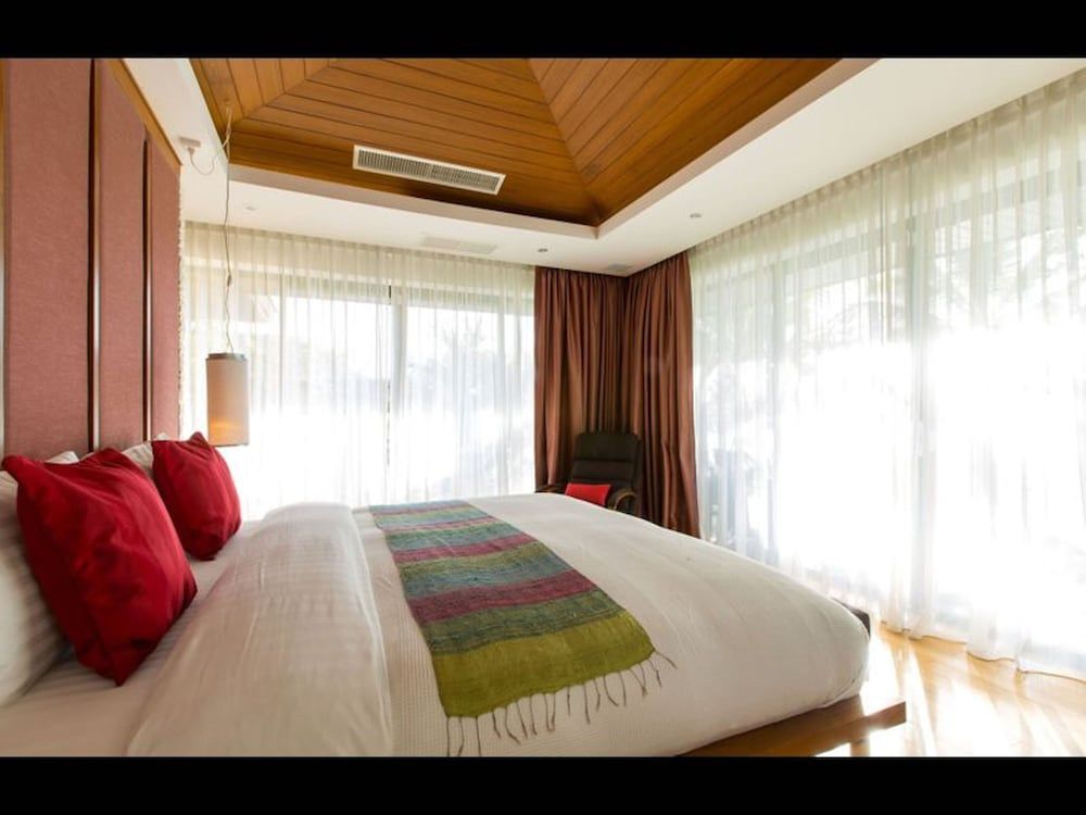 Dasiri Lakefront Villa Premium Villa, 3 Bedrooms, Accessible, Private Pool