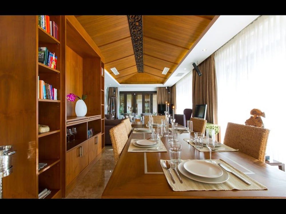 undefined Dasiri Lakefront Villa Premium 5