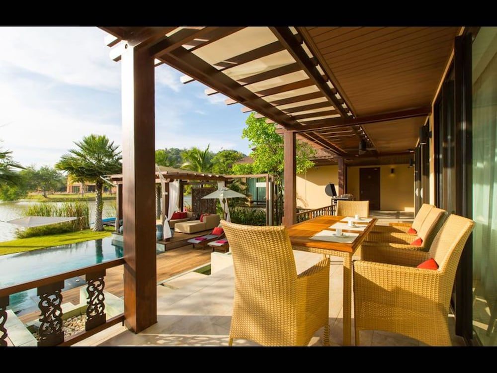 undefined Dasiri Lakefront Villa Premium 10