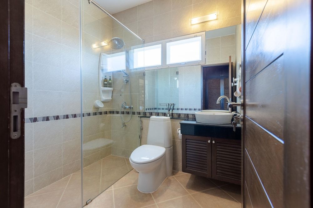 5 Bedroom Pool Villa Close To Town H5 Family Villa 22