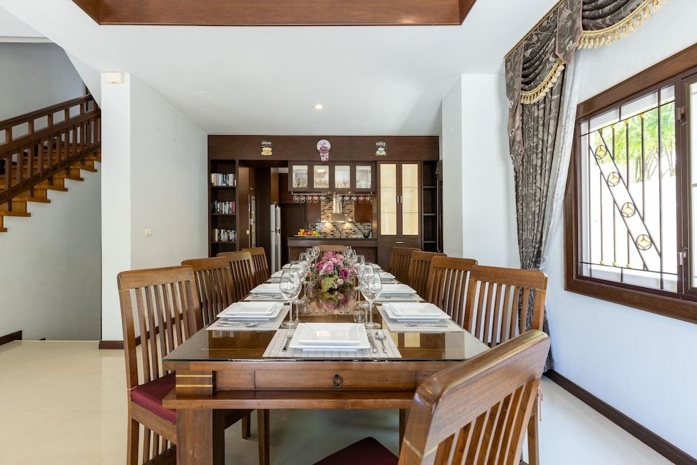 undefined 5 Bedroom Pool Villa Close To Town H5 10