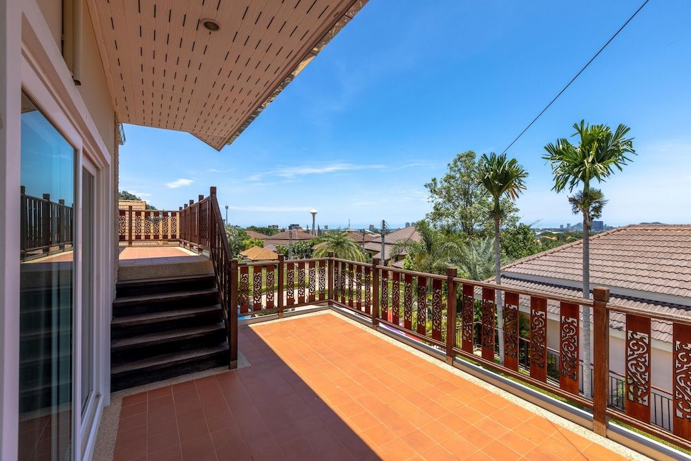 5 Bedroom Pool Villa Close To Town H5 Family Villa 19