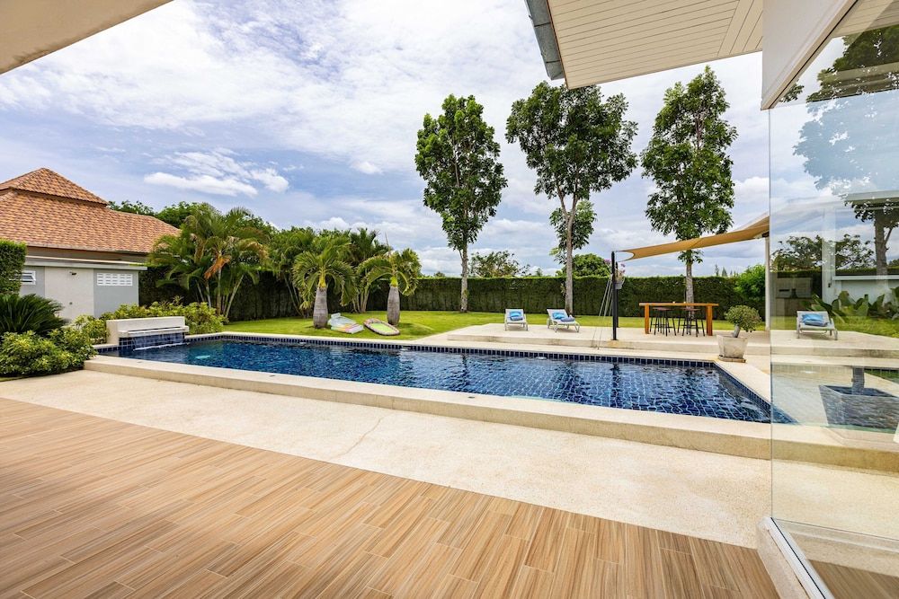 undefined Modern 3 Bedroom Pool Villa MP22 10