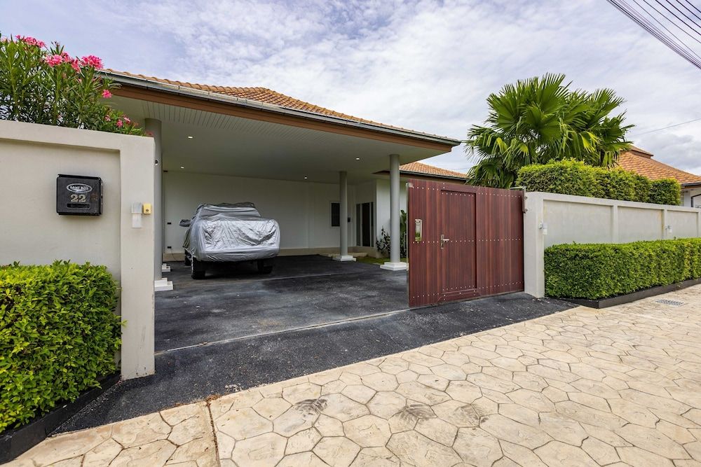 undefined Modern 3 Bedroom Pool Villa MP22