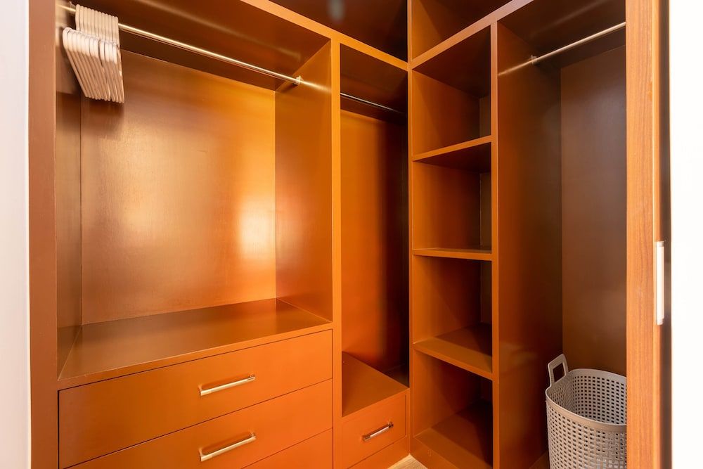 Modern 4 BR Pool & Tropical Garden MS-30 Luxury Villa 41