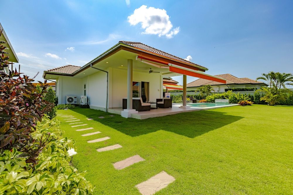 undefined Modern 4 BR Pool & Tropical Garden MS-30 3