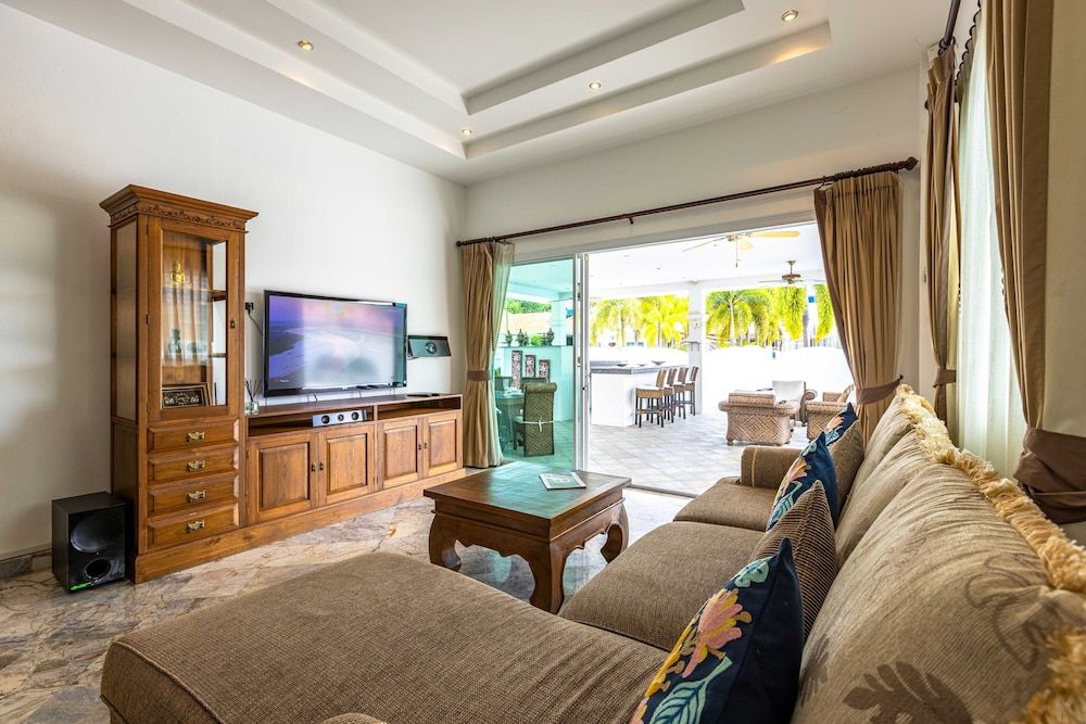 Private 3 Bedroom Pool Villa PP10 Comfort Villa 29