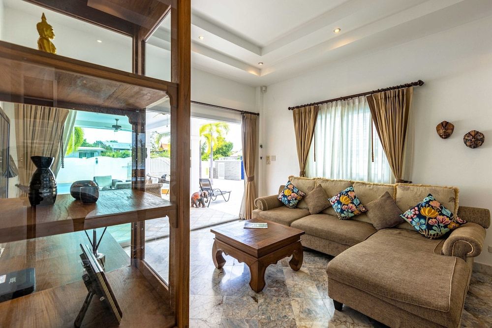Private 3 Bedroom Pool Villa PP10 Comfort Villa 24