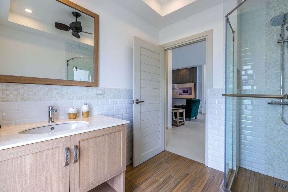 Private 3 Bedroom Pool Villa MS22 Deluxe Villa 18