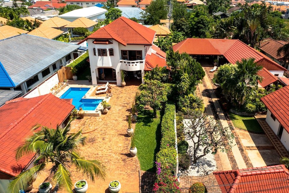undefined Tropical 6 Bedroom Villa Sanctuary 8