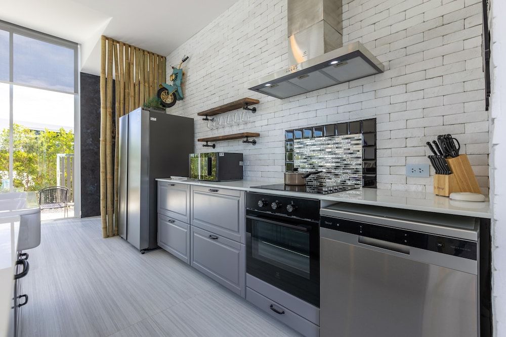 Modern Tropical 4 Bedroom Pool Villa KH-B5 Luxury Villa 38