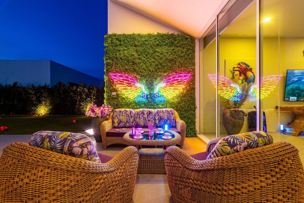 Modern Tropical 4 Bedroom Pool Villa KH-B5 Luxury Villa 67