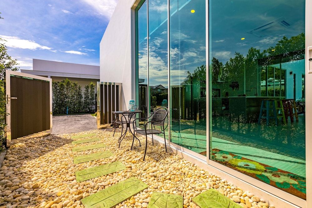 undefined Modern Tropical 4 Bedroom Pool Villa KH-B5 3