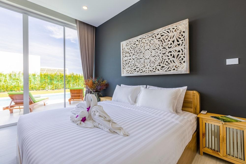 Modern Tropical 4 Bedroom Pool Villa KH-B5 Luxury Villa 29