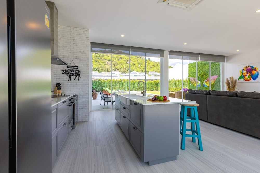 Modern Tropical 4 Bedroom Pool Villa KH-B5 Luxury Villa 43