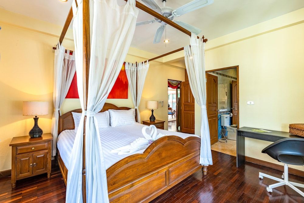 3 BR Pool Villa in Great Location CV3 Deluxe Villa 13