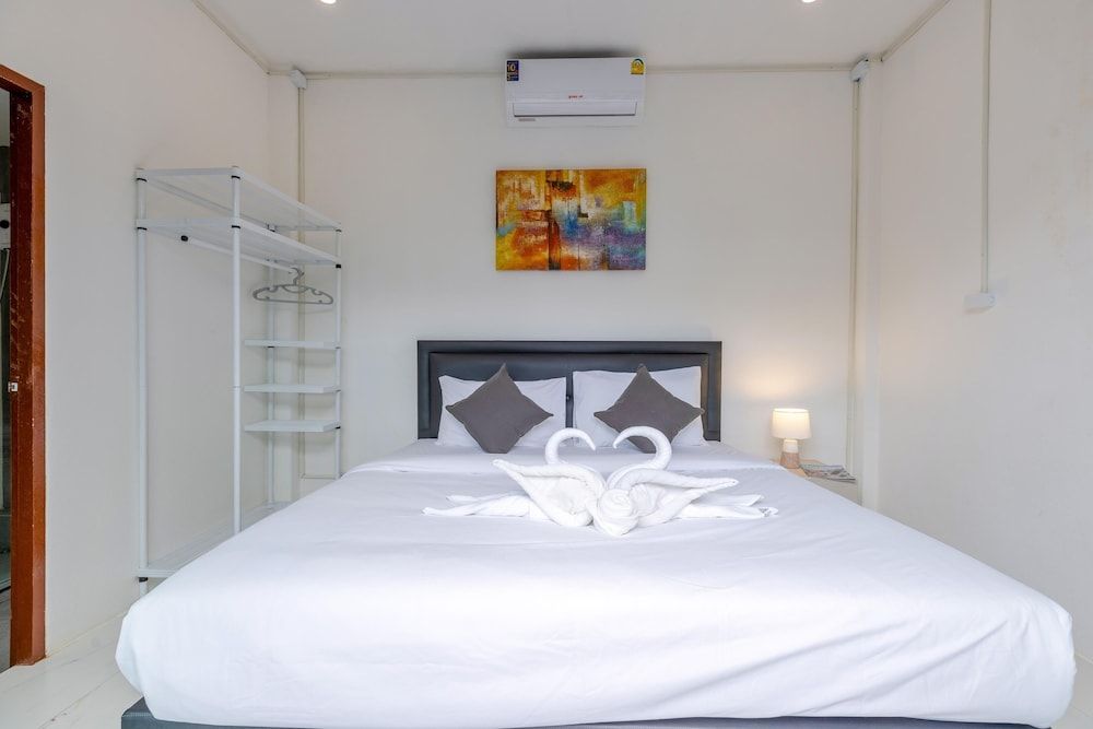 4 Bedroom Modern Pool Villa BL10 Villa 6