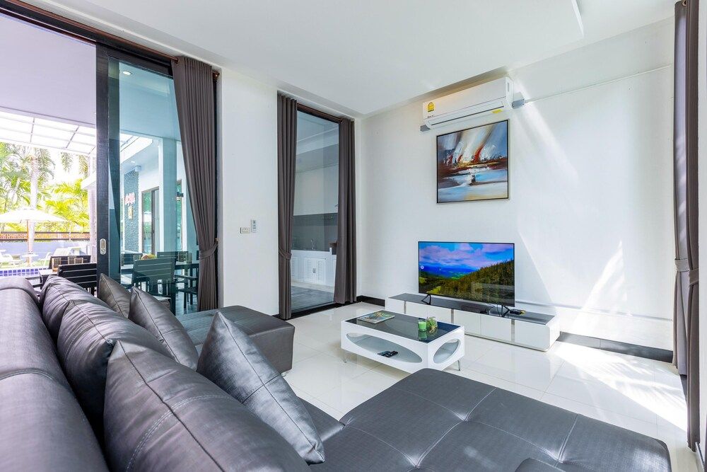 4 Bedroom Modern Pool Villa BL10 Villa 34