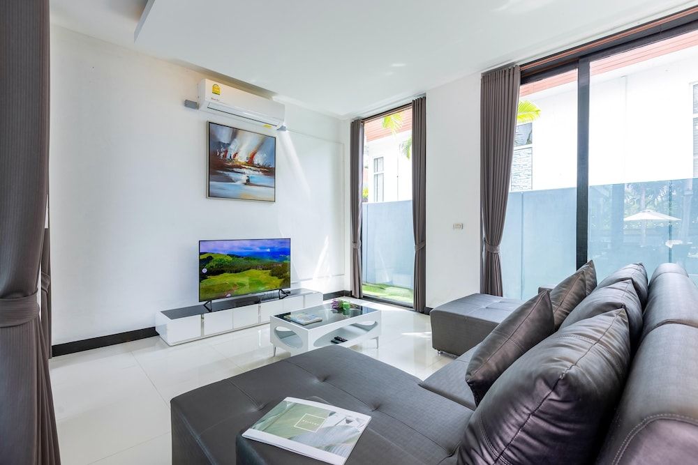 4 Bedroom Modern Pool Villa BL10 Villa 35