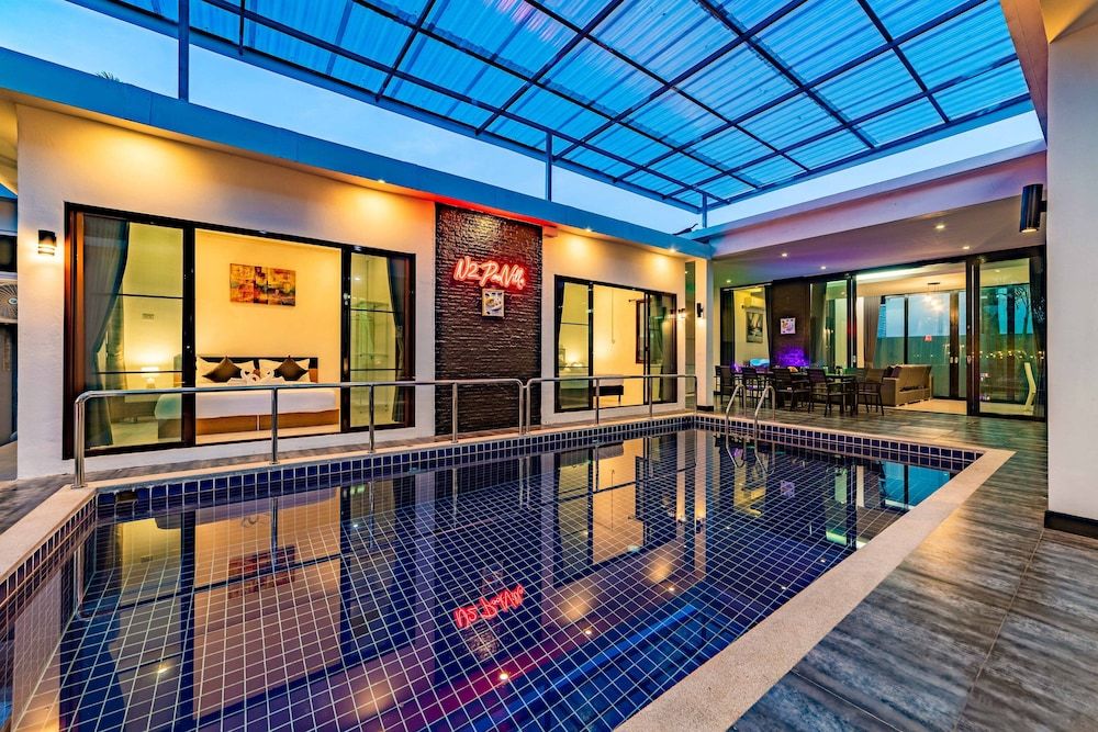 undefined 4 Bedroom Modern Pool Villa BL10