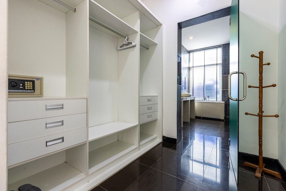 4 Bedroom Modern Pool Villa BL10 Villa 16