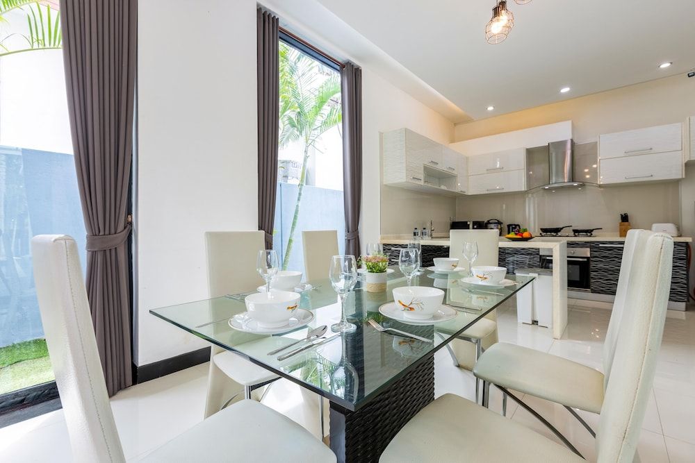 undefined 4 Bedroom Modern Pool Villa BL10 7