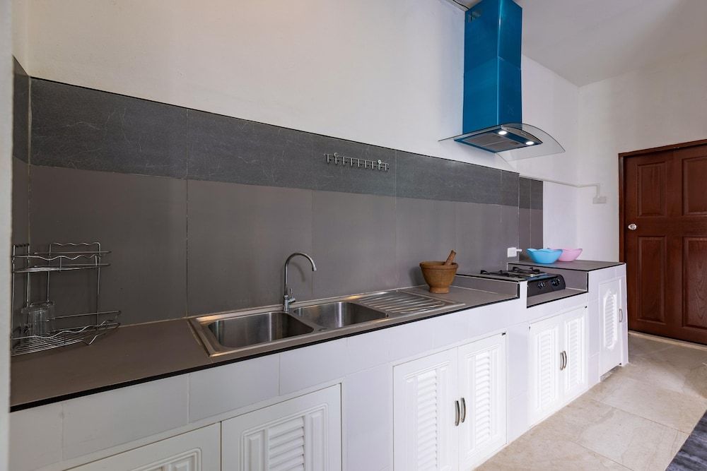 4 Bedroom Modern Pool Villa BL10 Villa 17