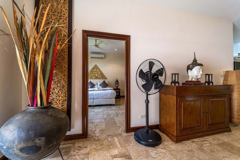 Cozy 3 BR Pool Villa close to Town CV3L Deluxe Villa 18