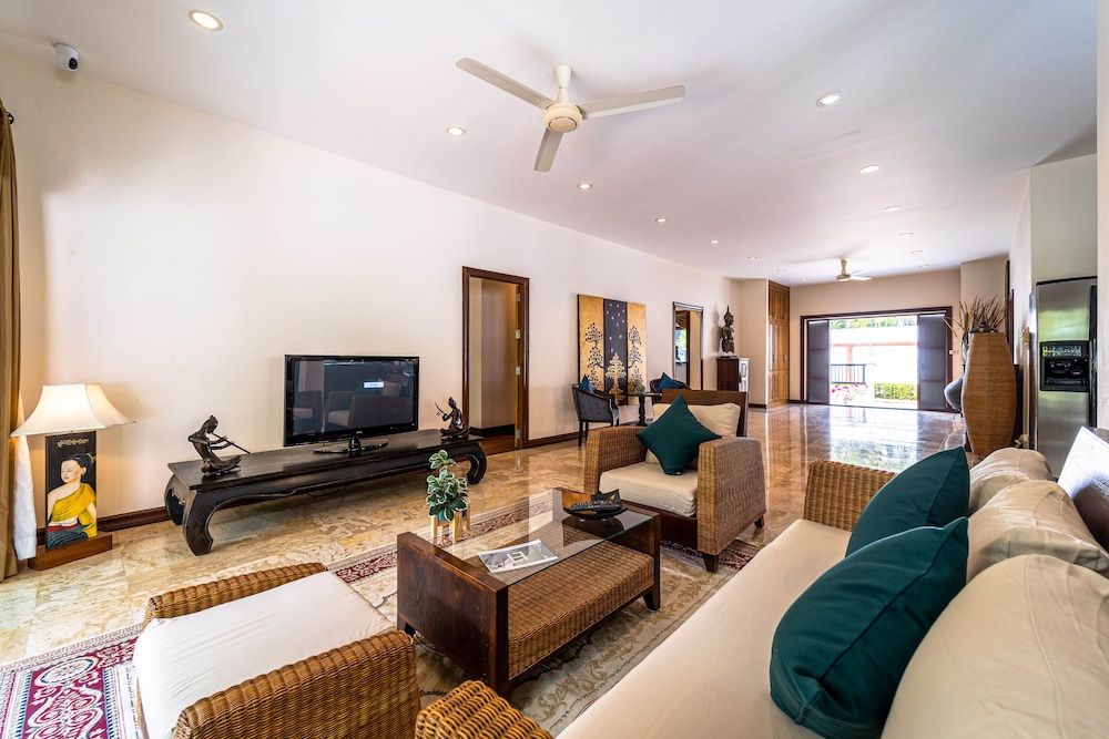 Cozy 3 BR Pool Villa close to Town CV3L Deluxe Villa 27