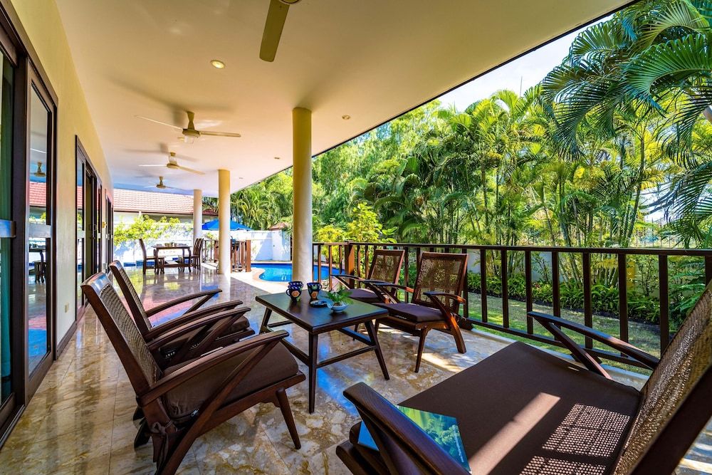 Cozy 3 BR Pool Villa close to Town CV3L Deluxe Villa 41