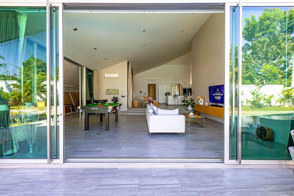 Large Private Pool Villa with 7 BR 7B Design Villa 50