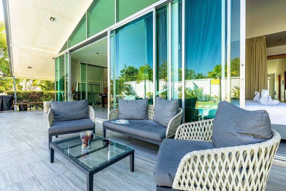 Large Private Pool Villa with 7 BR 7B Design Villa 56