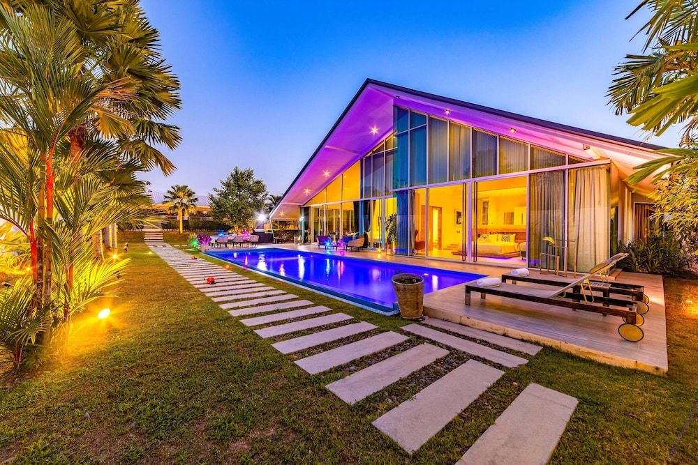 undefined Large Private Pool Villa with 7 BR 7B 6