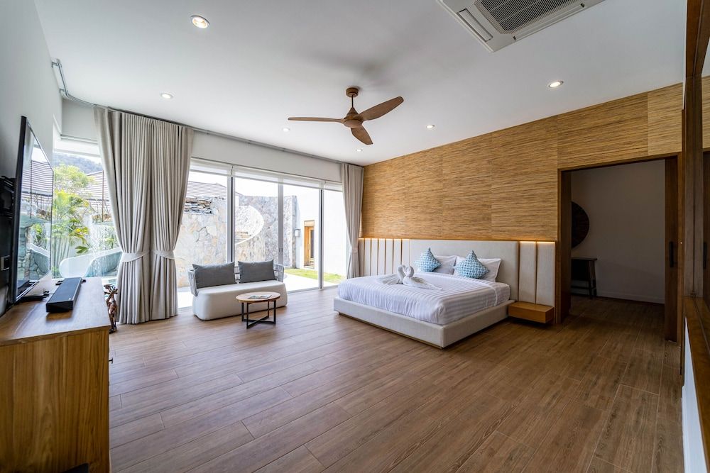 undefined Luxury 7 Bedroom Pool Villa - WL67 9