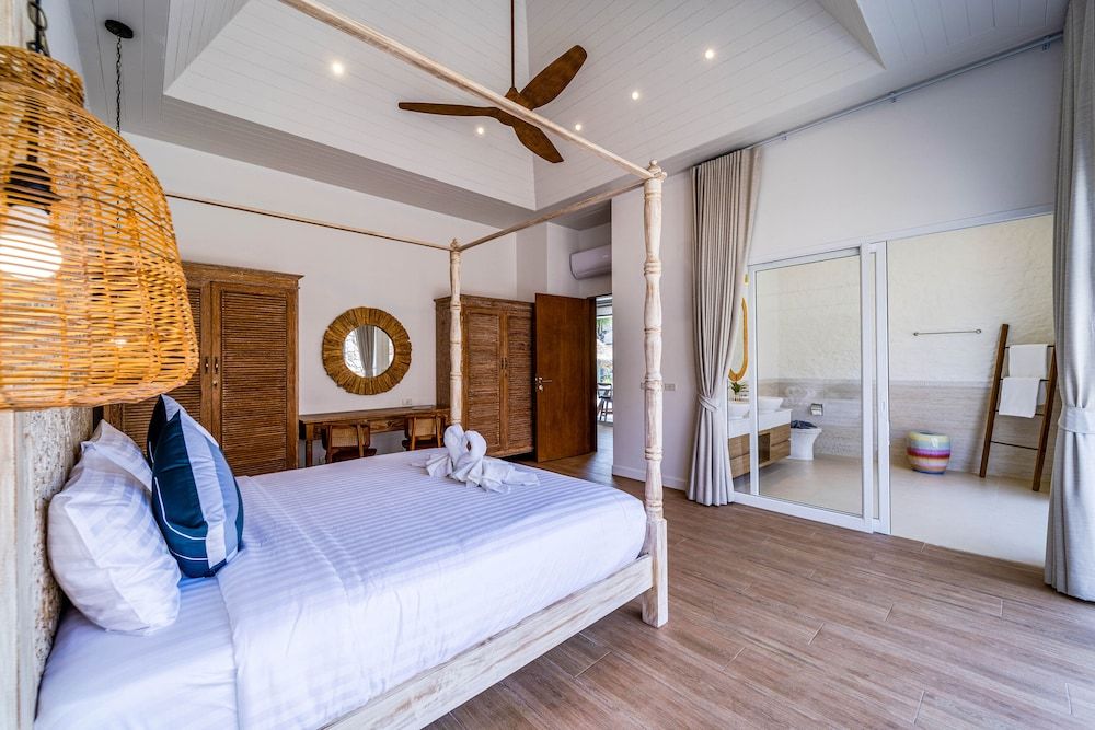 undefined Luxury 7 Bedroom Pool Villa - WL67 10