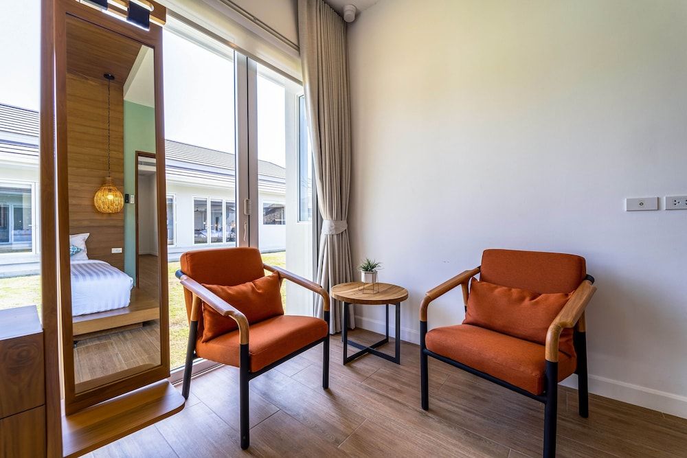 Luxury 7 Bedroom Pool Villa - WL67 Deluxe Villa 68