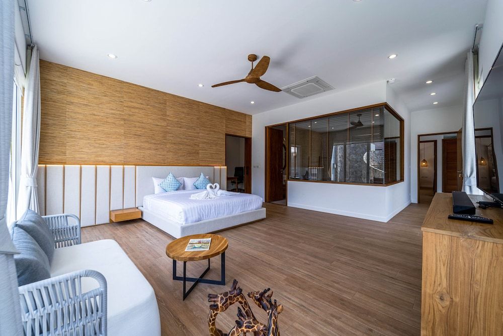 Luxury 7 Bedroom Pool Villa - WL67 Deluxe Villa 6