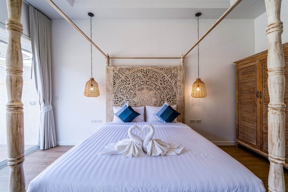 Luxury 7 Bedroom Pool Villa - WL67 Deluxe Villa 9