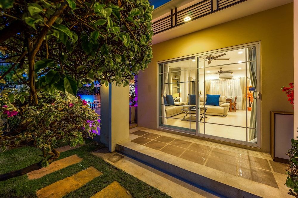 undefined 3 Bed Pool Villa in Great Location - STV 7