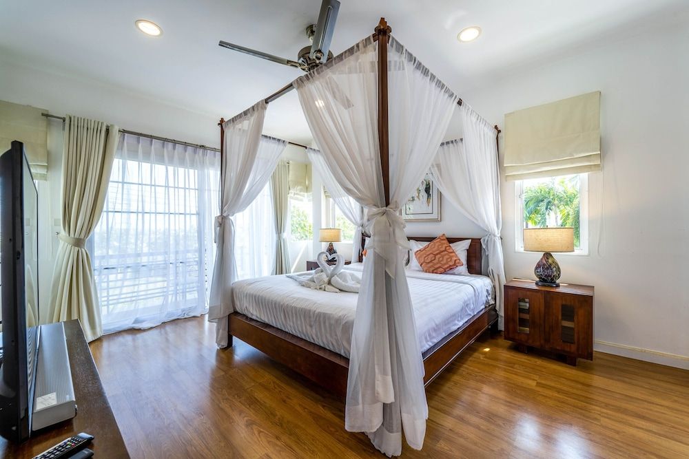 3 Bed Pool Villa in Great Location - STV Deluxe Villa 9