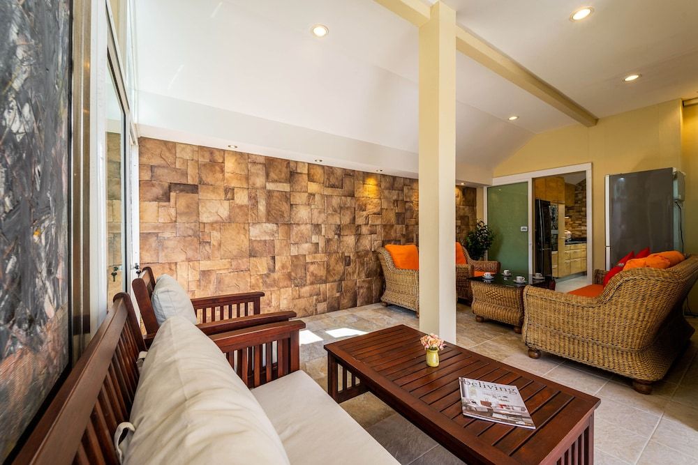 3 Bed Pool Villa in Great Location - STV Deluxe Villa 30