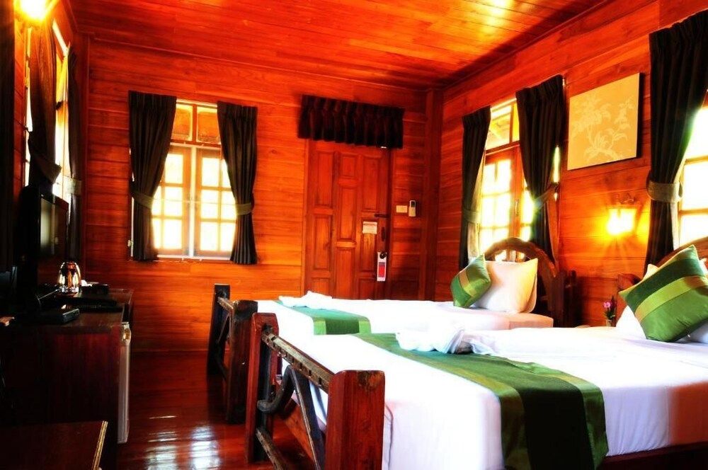 Aurora Resort Kanchanaburi Deluxe Cottage Calla Lilly 2