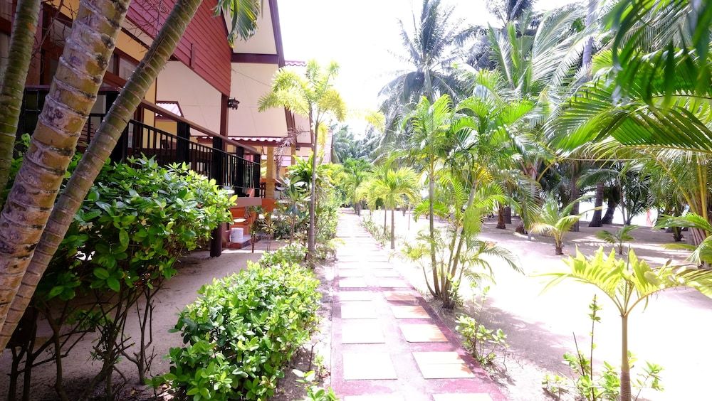 undefined Lolita Bungalow 7