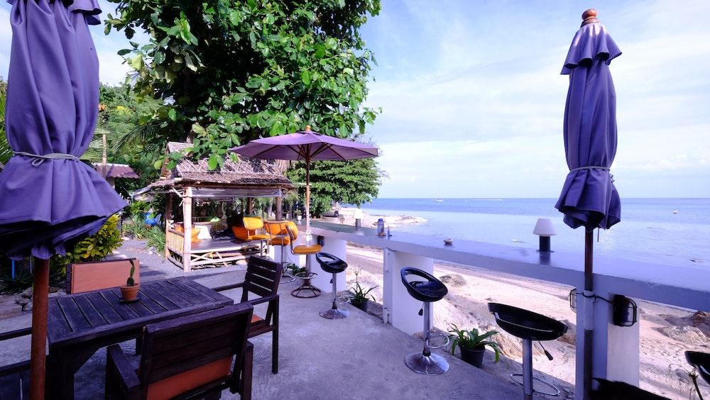 undefined Chill Inn Beach Cafe & Hostel 9