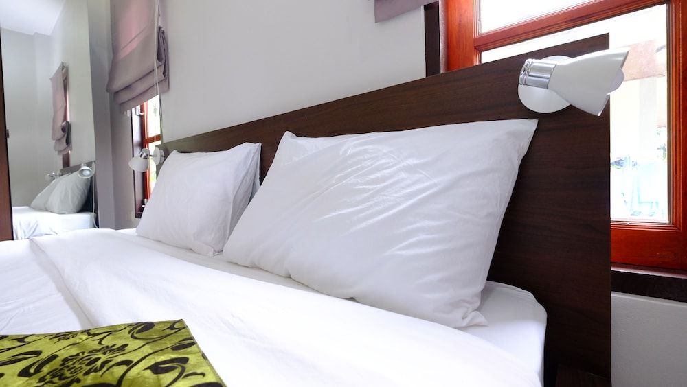 undefined V Garden 10