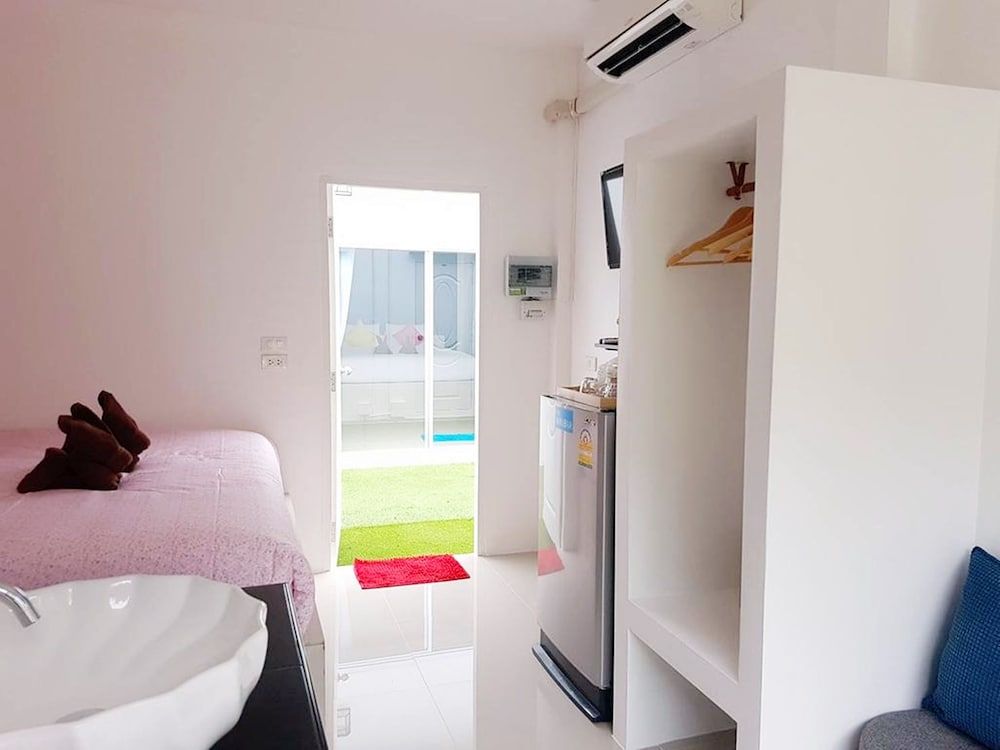 Phannarai House Standard Double Room 5